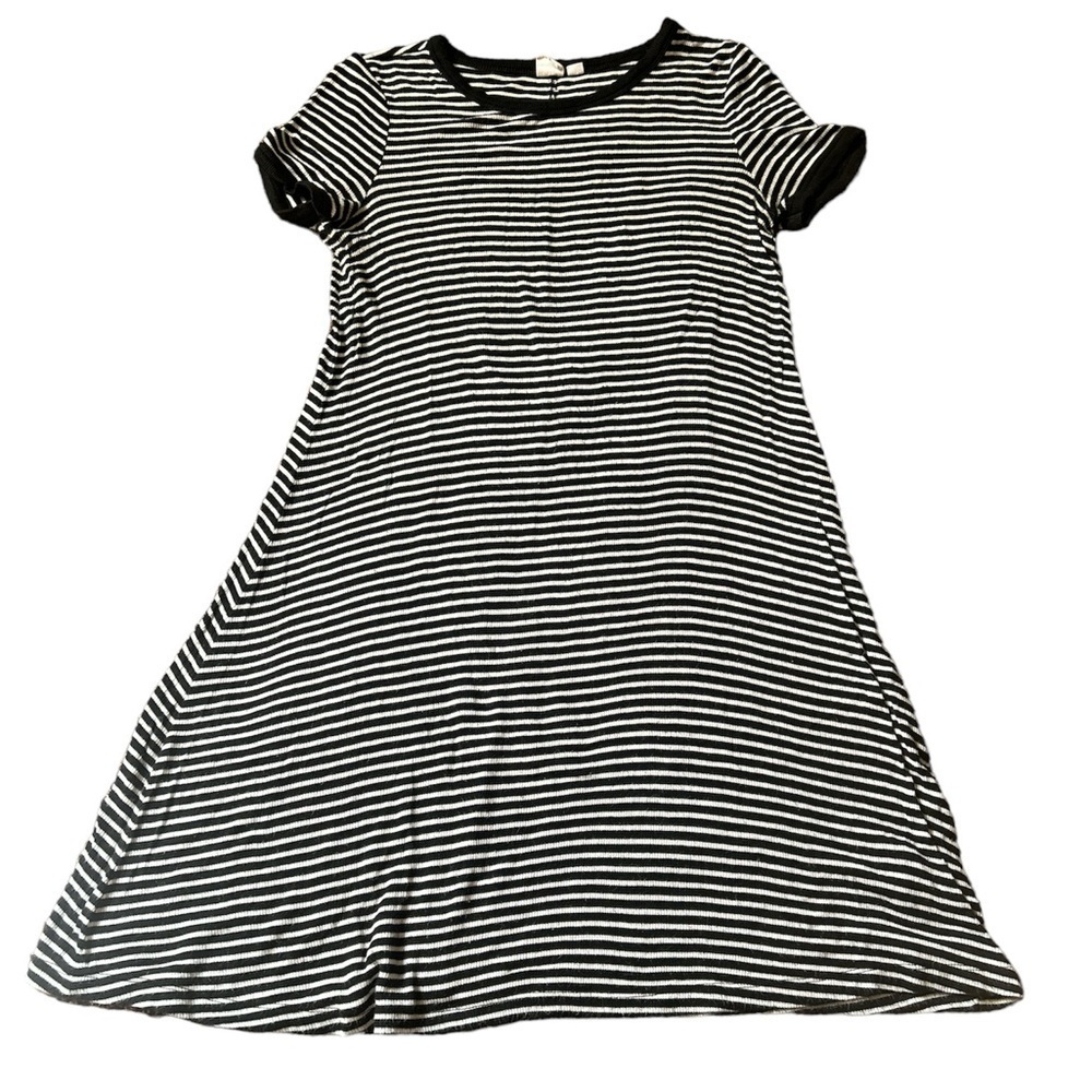 Gap black and white striped dress size XS